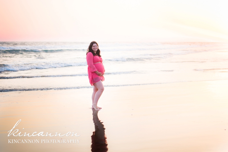 pregnancy photos in newport beach www.KincannonPhotography.com